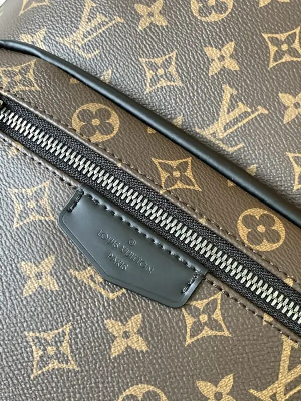 louis vuitton lv aaa homme sac a dos  s_1137b3b4